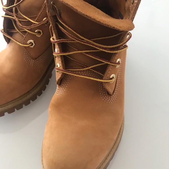 Men’s Timberland Boots - Picture 2 of 10